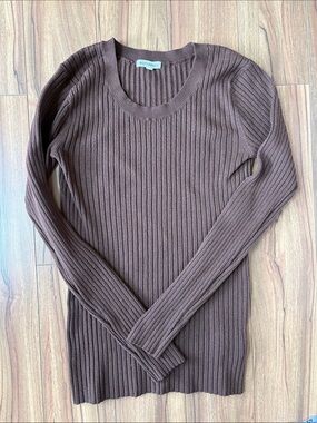 Women’s Brown Ribbed Long-Sleeve Sweater